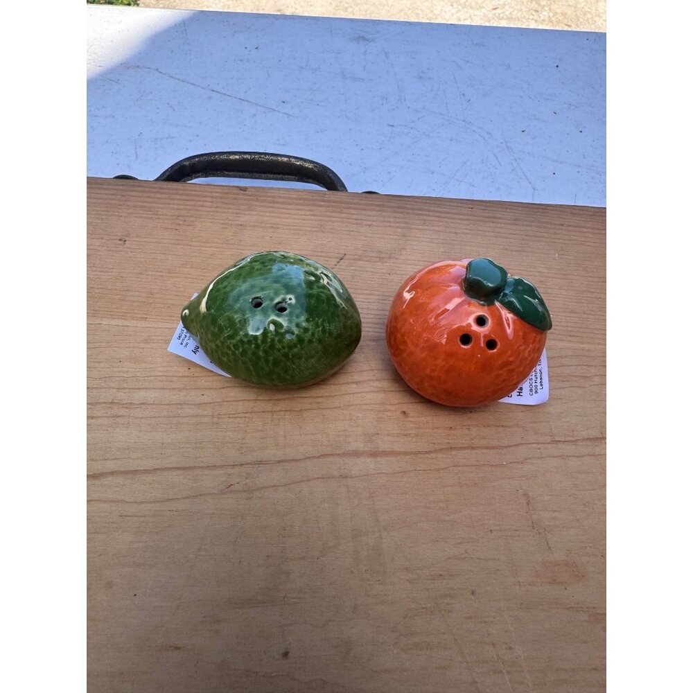 Cracker Barrel Lime Orange Citrus Salt Pepper Shakers Set New With Tags - Picture 2 of 5